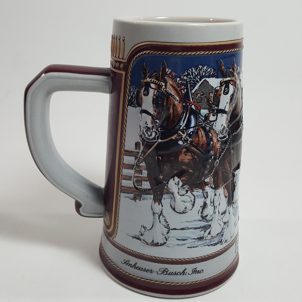 1989 Collectors Series handcrafted Clydelales Stein Hitch on Winters Evenning